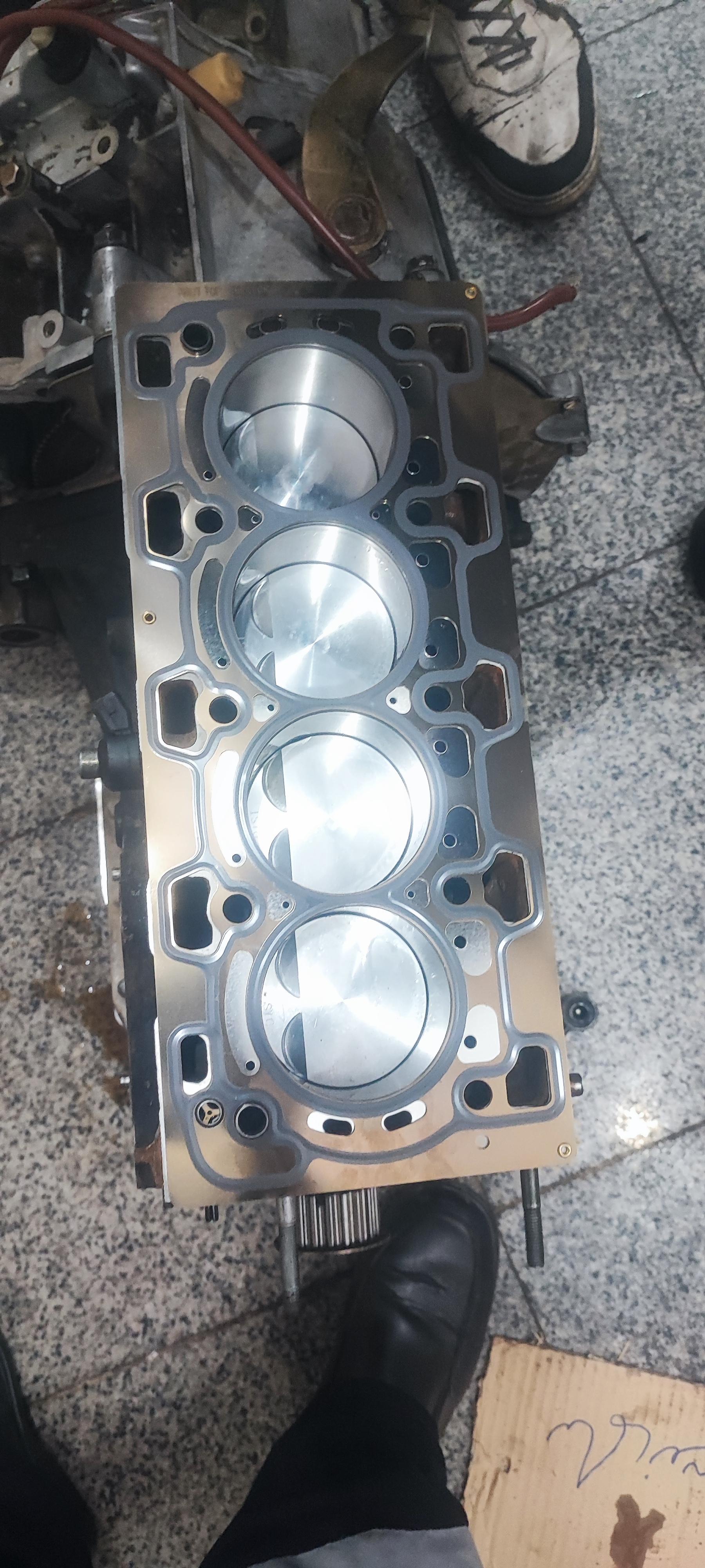 عکس تعمیرگاه وامداد خودرو شاهرود 