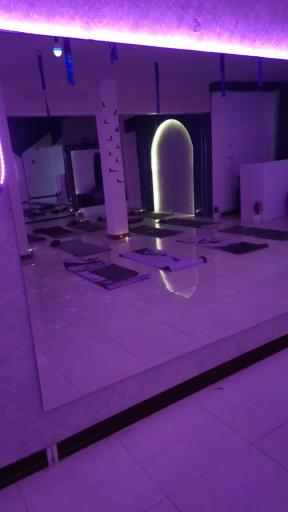 عکس باشگاه بانوان لاوین