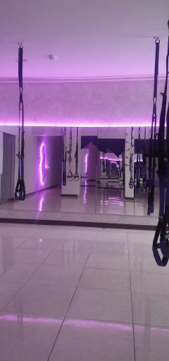 عکس باشگاه بانوان لاوین