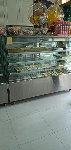 عکس شیرینی سرای خاتون