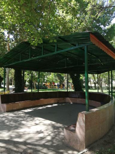 عکس آلاچیق پارک