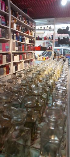 عکس فروشگاه عطر برتر