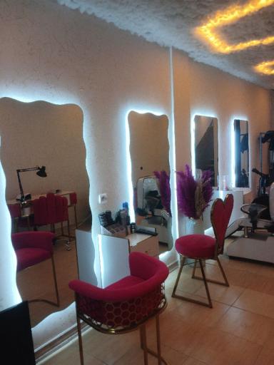 عکس سالن زیبایی پینک