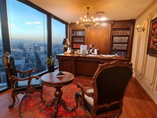 عکس دفتر وکالت حاتمی