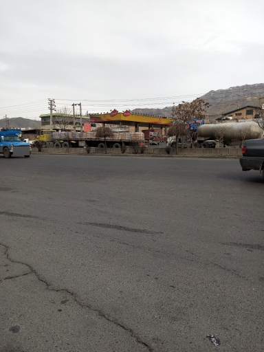 عکس پمپ بنزین و گازوئیل البرز