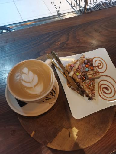 عکس کافه لوک خوش شانس