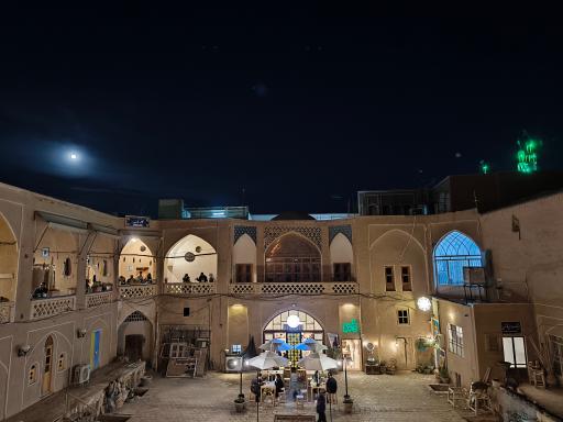 عکس کافه‌ گلاب