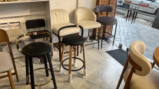 عکس فروشگاه میز آپادانا