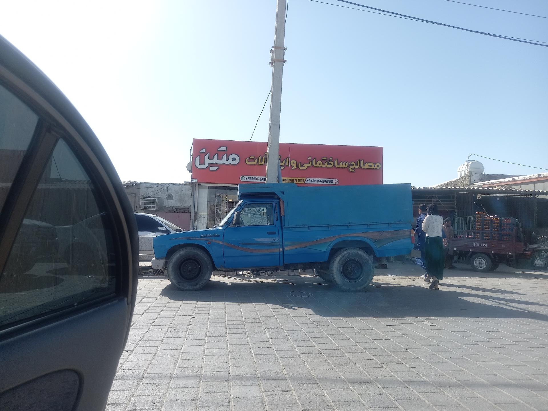 عکس مصالح ساختمانی و ابزارآلات متین