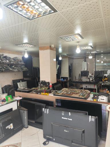 عکس تعمیرات لوازم خانگی و تلویزیون