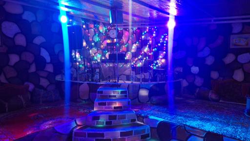 عکس سفره خانه شقایق ظفرآباد 