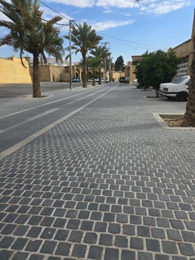 عکس گذر سنگ سیاه