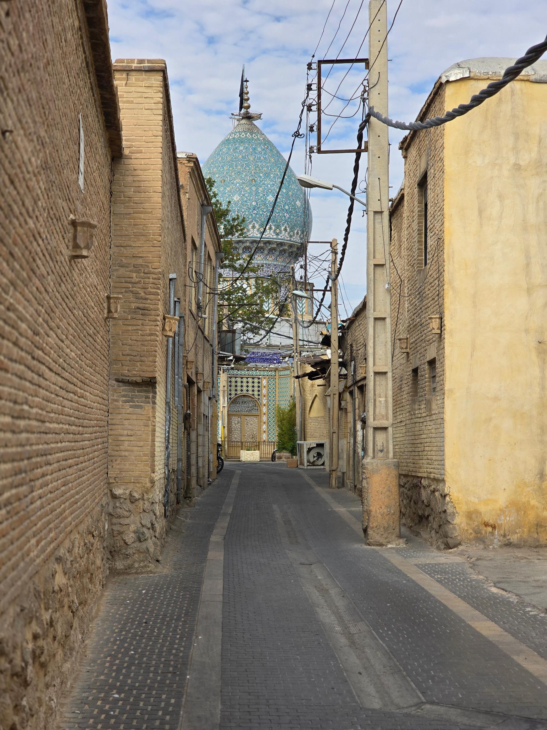 عکس گذر سنگ سیاه