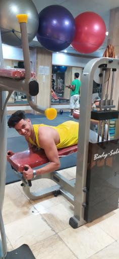 عکس باشگاه بدنسازی پرانیک