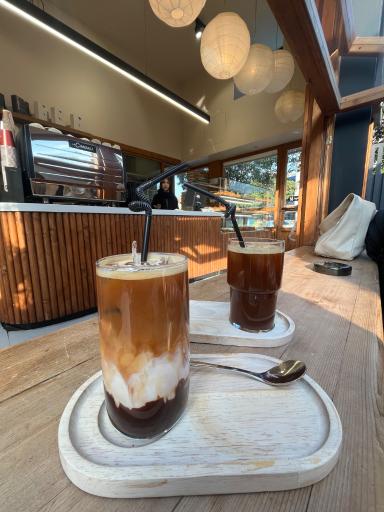 عکس کافه بیکروم