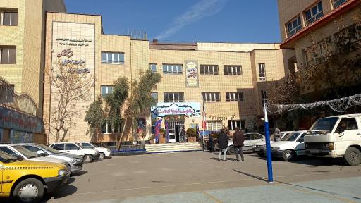 عکس دبستان پسرانه دوره دوم هیات امنایی فرهیختگان