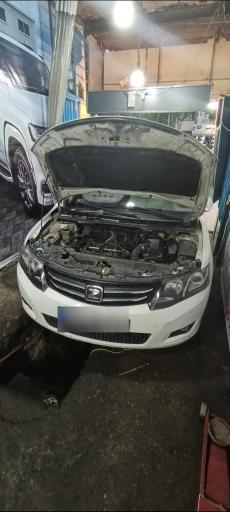 عکس تعمیرگاه تخصصی خودروهای چینی امید