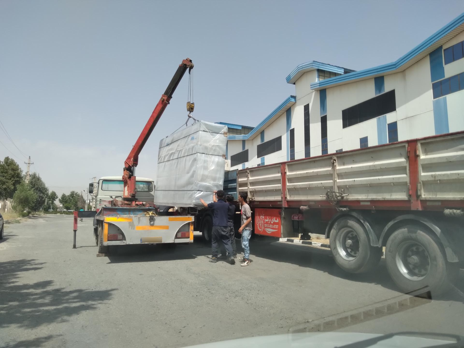 عکس هادی بار دقت