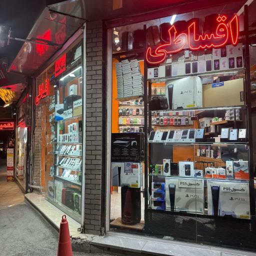 عکس فروشگاه موبایل مکث