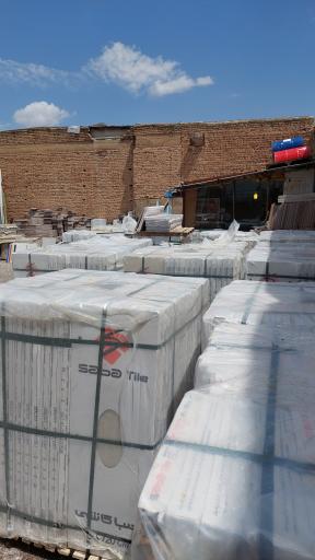 عکس انبار کاشی و سرامیک بهشتی