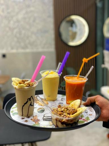 عکس کافه بستنی امید