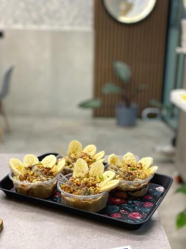 کافه بستنی امید