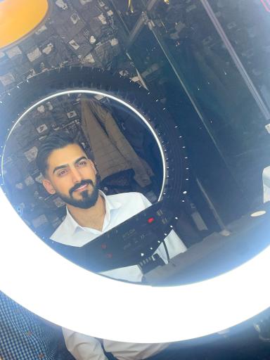 عکس پیرایش رایان