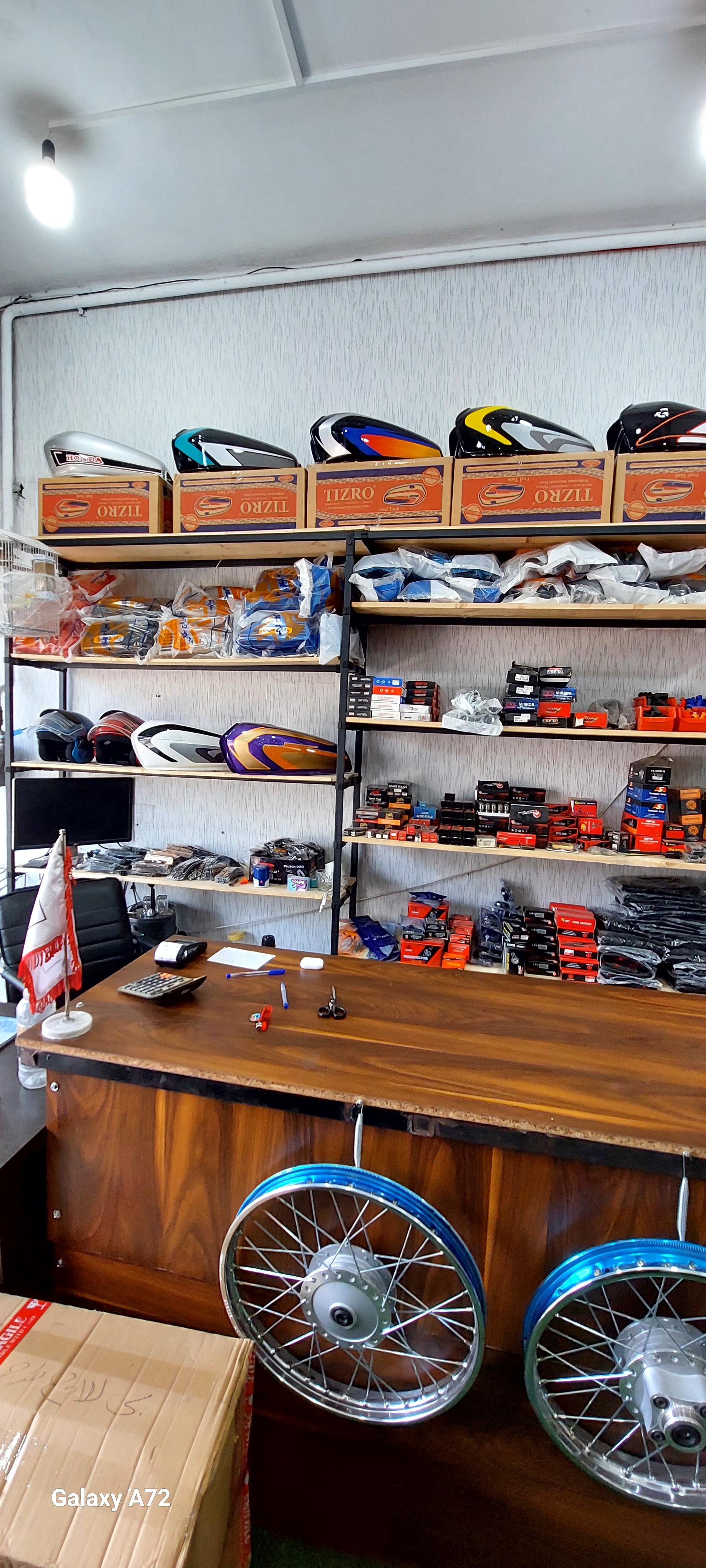 عکس لوازم یدکی موتورسیکلت 