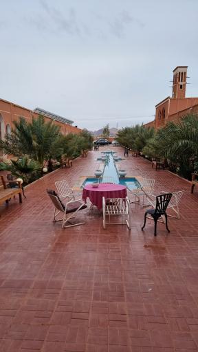 عکس هتل کویر بالی خور و بیابانک