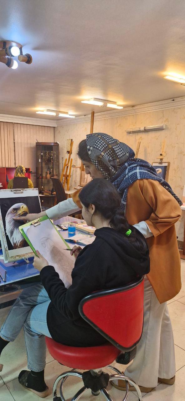 عکس آموزشگاه مداد رنگی