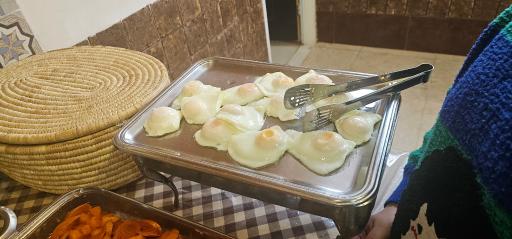 عکس هتل کویر بالی خور و بیابانک