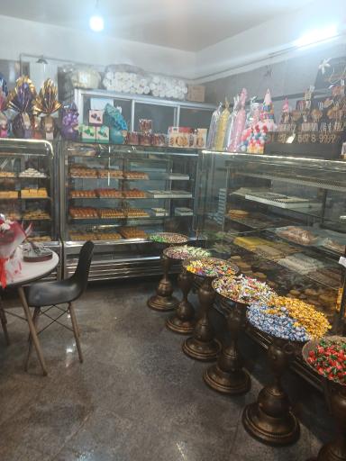عکس شیرینی فروشی بی بی