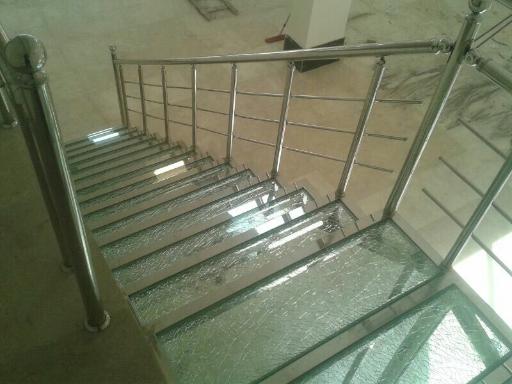 عکس کارگاه تولیدی نرده استیل رنجبر