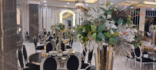 عکس تالار حیات