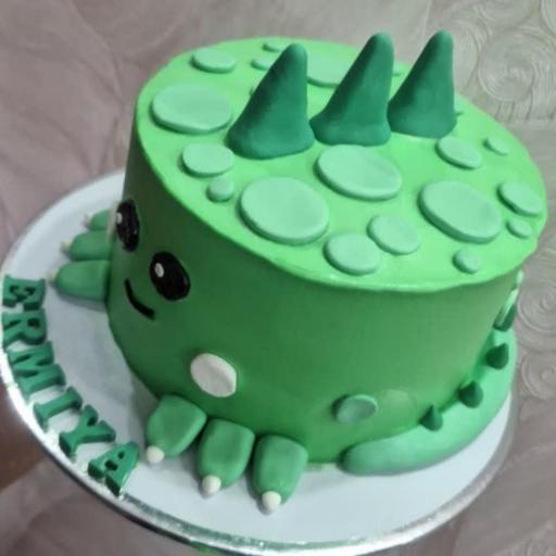 عکس کیک خانگی زعفران 