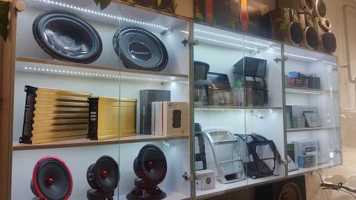 سیستم صوتی و تصویری عظیمی