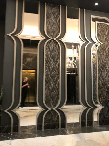 عکس تالار حیات