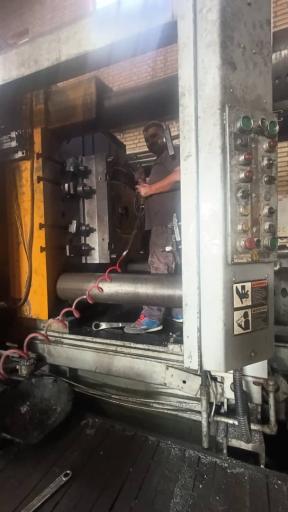 عکس آریا قالب