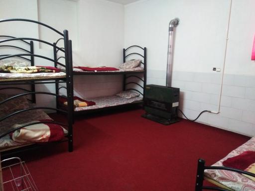 عکس مسافرخانه کرفس