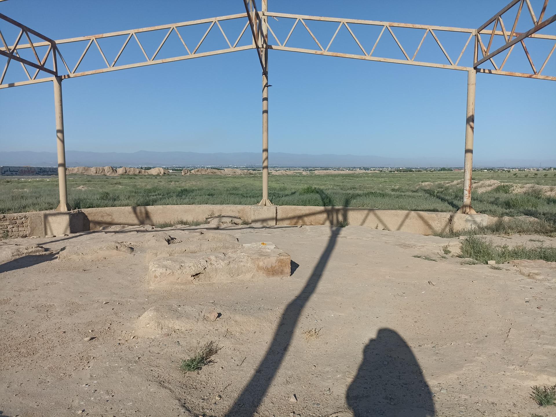 عکس آرامگاه امام محمد غزالی