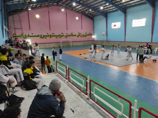 عکس سالن ورزشی امام رضا (ع)
