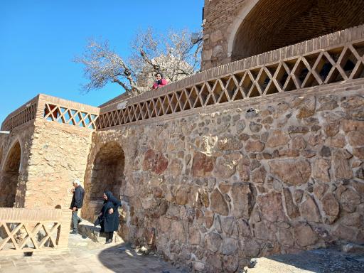 عکس آرامگاه بوذرجمهر (بزرگمهر) قاینی