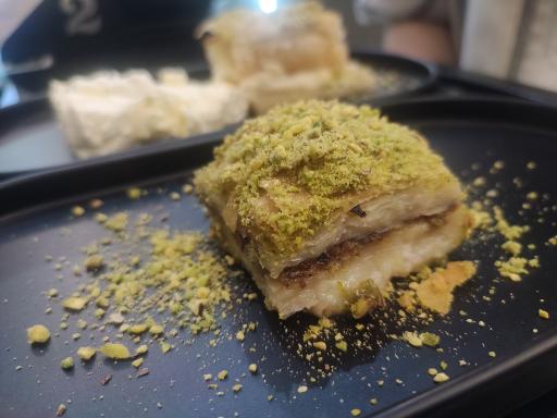 عکس کافه باقلوا وانیا 