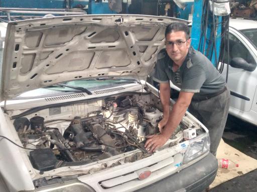 تعمیرگاه مکانیک حسن زارع