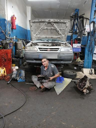 عکس تعمیرگاه مکانیک حسن زارع