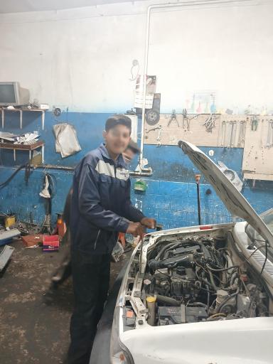 عکس تعمیرگاه مکانیک حسن زارع