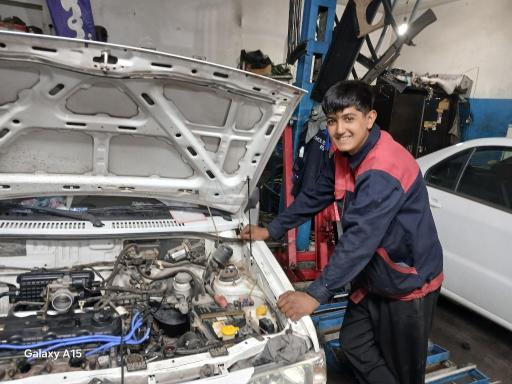 تعمیرگاه مکانیک حسن زارع