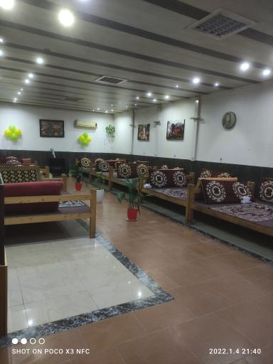 عکس سفره سرای سنتی خونه باغ