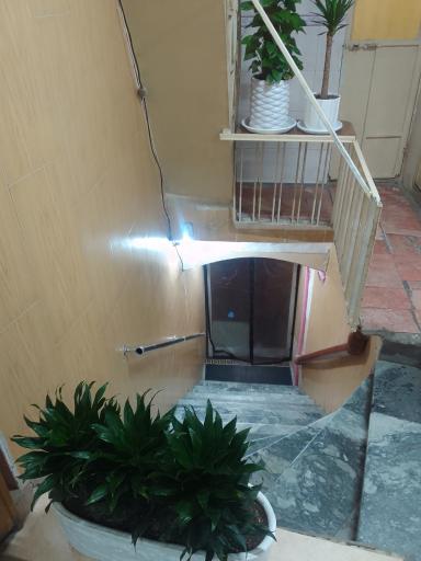 عکس مهمانپذیر راستی