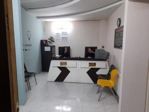 عکس دبیرستان دخترانه فرهیخته